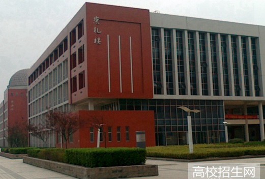 成都汽修學(xué)校圖片