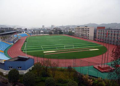 學校操場.jpg 學校操場.jpg