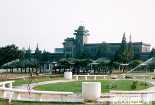 山東服裝職業(yè)學院圖片