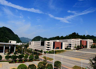 校園風(fēng)景.jpg 校園風(fēng)景.jpg