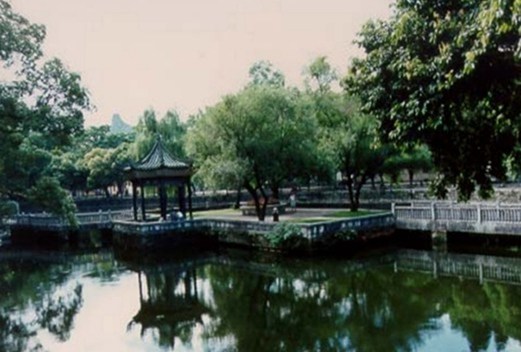 桂林市衛(wèi)生學(xué)校圖片
