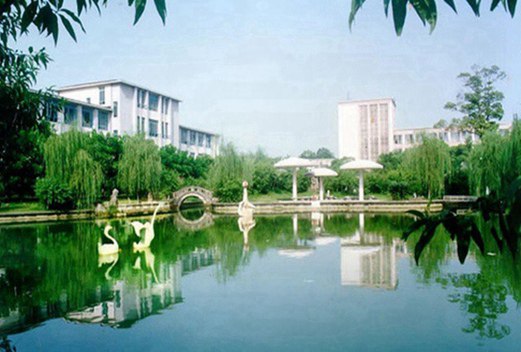 瀘州醫(yī)學(xué)院圖片