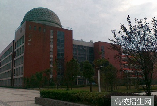 成都汽修學(xué)校圖片