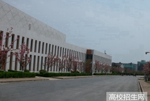 自貢衛(wèi)生學(xué)校圖片