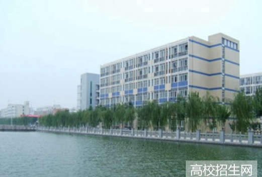 焦作大學(xué)圖片