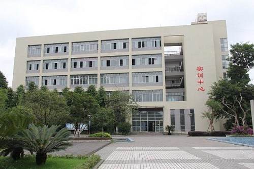 四川省珙縣孝兒職業(yè)中學校學費高嗎 四川省珙縣孝兒職業(yè)中學校學費高嗎