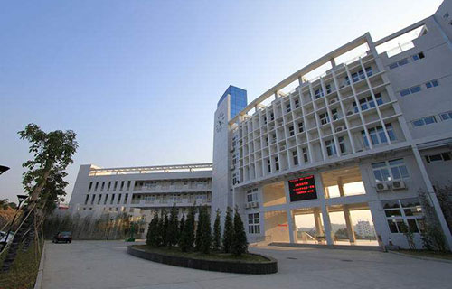 四川省營山職業(yè)高級中學圖片