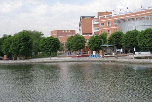 阿克蘇職業(yè)技術(shù)學(xué)院醫(yī)學(xué)系圖片