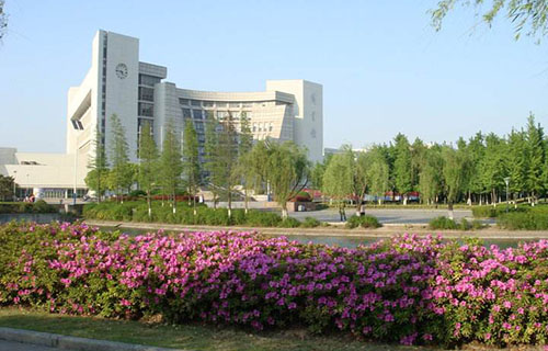 四川省渠縣職業(yè)中專學(xué)校圖片