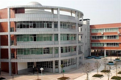 報考重慶市龍門浩職業(yè)高級中學要滿足哪些條件 報考重慶市龍門浩職業(yè)高級中學要滿足哪些條件