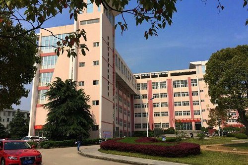 重慶市云陽(yáng)師范學(xué)校五年制大專學(xué)費(fèi)多少錢 重慶市云陽(yáng)師范學(xué)校五年制大專學(xué)費(fèi)多少錢