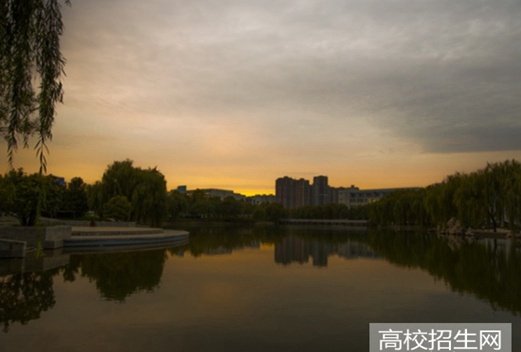 洛陽理工學(xué)院圖片
