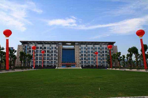 2020年重慶水利電力職業(yè)技術(shù)學(xué)院招生要求