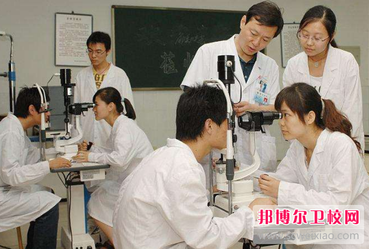 四川2020年哪些大專學(xué)校衛(wèi)校好