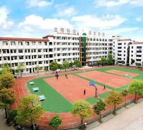  成都廣播電視中等專業(yè)學(xué)校2020年錄取分數(shù)是多少？