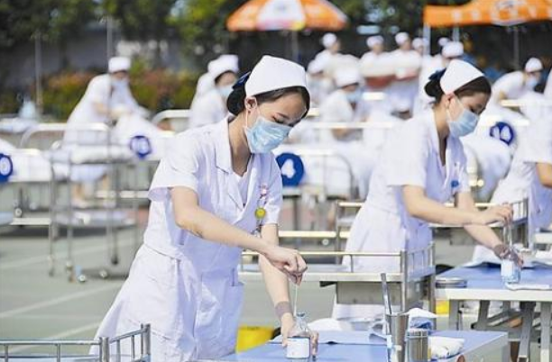 成都護(hù)理學(xué)校有哪些大專專業(yè)