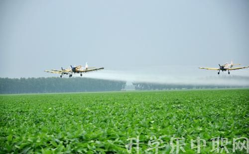 瀘西縣農(nóng)業(yè)機械化技術(shù)學(xué)校