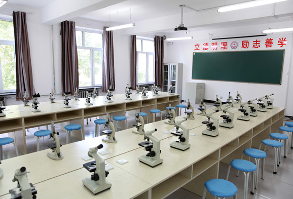 黑龍江醫(yī)藥衛(wèi)生職業(yè)學(xué)校2020年招生辦聯(lián)系電話
