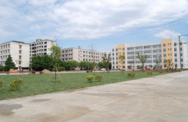 四川中專學(xué)校哪些好