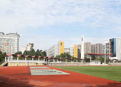 重慶市醫(yī)藥科技學(xué)校是民辦學(xué)校還是公辦學(xué)校？