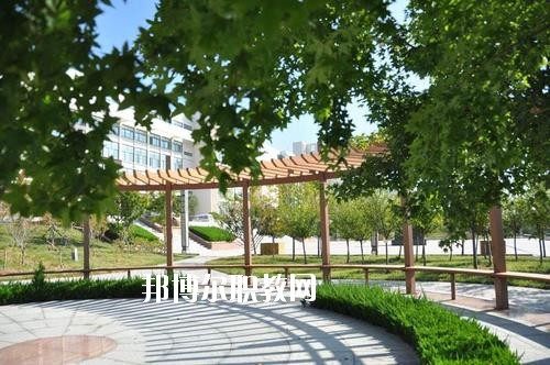 樂(lè)山沙灣職業(yè)高級(jí)中學(xué)怎么樣、好不好