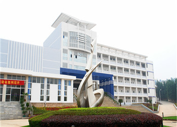 云南商務(wù)信息工程學(xué)校2020年中專招生簡章