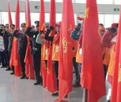 無(wú)悔的志愿路不變的志愿情——四川省商務(wù)學(xué)校春運(yùn)志愿服務(wù)紀(jì)實(shí)