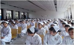 2024年成都華大醫(yī)藥衛(wèi)生學(xué)校招生條件