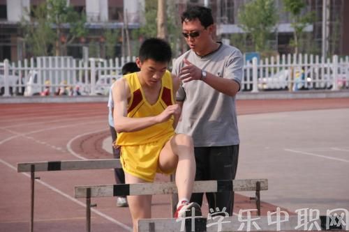 昆明市體育學(xué)校
