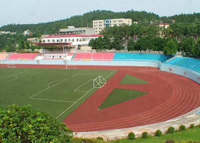 重慶市機(jī)電職業(yè)技術(shù)學(xué)院單招是民辦學(xué)校還是公辦學(xué)校？