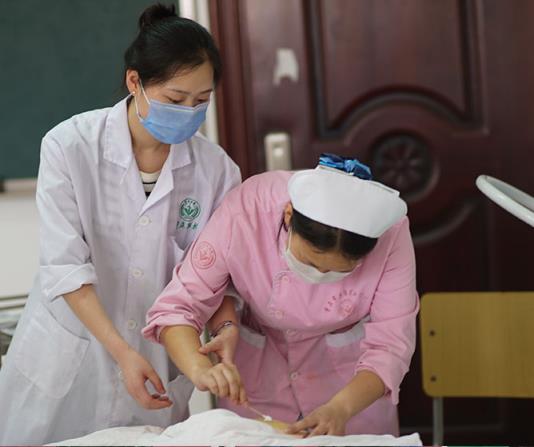 重慶市衛(wèi)生技工學(xué)校2020年招生簡章