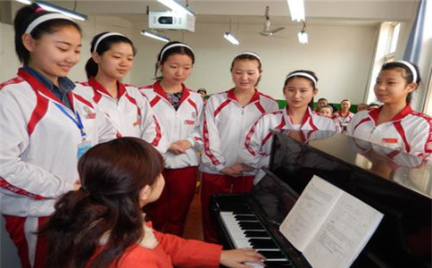 四川幼師學(xué)校的學(xué)習(xí)模式怎樣？
