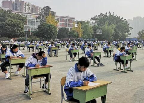 抓細節(jié) 促質量 四川托普計算機職業(yè)學校努力探索提高應試成績新方法