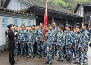 重慶華繡中等專業(yè)學(xué)校