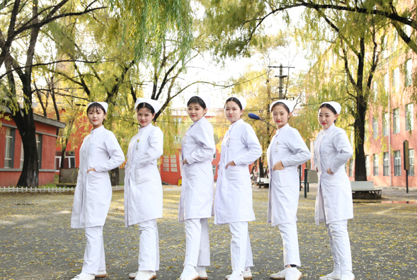 黑龍江醫(yī)藥衛(wèi)生職業(yè)學校2020年報名條件、招生對象