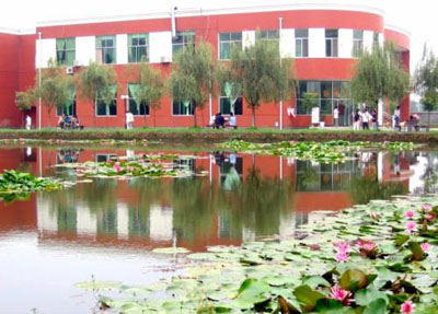 校園環(huán)境