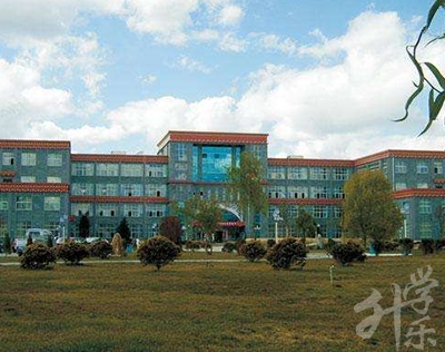 云南迪慶藏族自治州公辦中專學(xué)校排名'