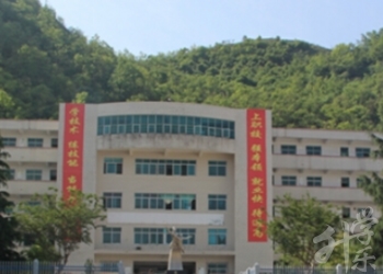 安龍縣職業(yè)技術(shù)學(xué)校