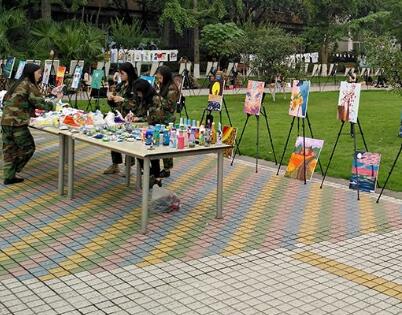 四川省弘博中等專業(yè)學校學前教育專業(yè)期末美術(shù)作品展
