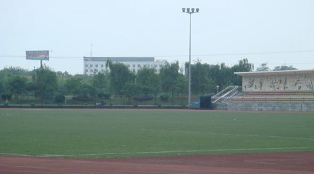 學(xué)校操場