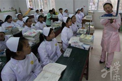 印江土家族苗族自治縣中等職業(yè)學(xué)校