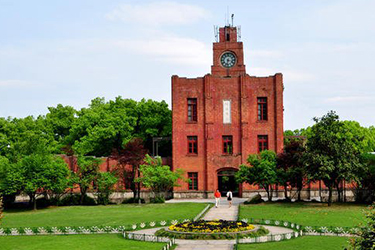 峨眉山市旅游學校衛(wèi)校學什么專業(yè)