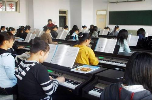 四川女生學(xué)學(xué)前教育好不好就業(yè),成都幼師專業(yè)學(xué)校