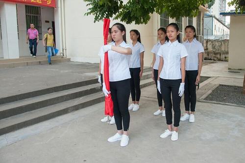 海南農(nóng)墾衛(wèi)生學(xué)校2020年報名條件、招生要求、招生對象