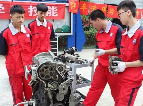 成都市中山職業(yè)技術(shù)學校|汽車運用與維修專業(yè)第二屆技能大賽！