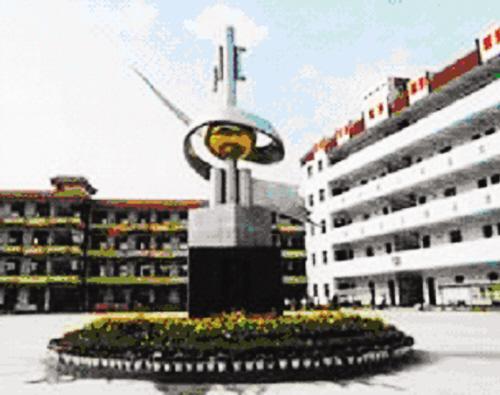 成都航空旅游職業(yè)學校