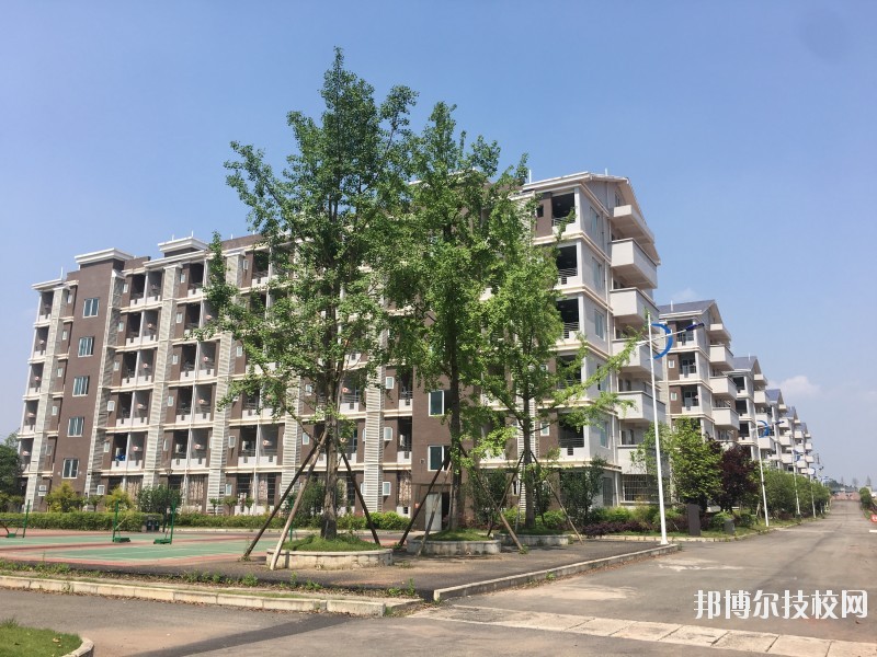 四川能投匯成培訓(xùn)管理有限公司技工學(xué)校怎么樣