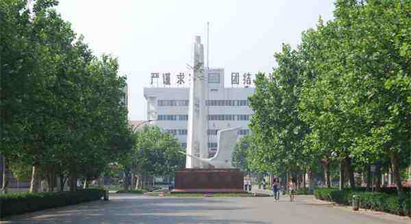 菏澤醫(yī)學(xué)專科學(xué)校網(wǎng)站網(wǎng)址