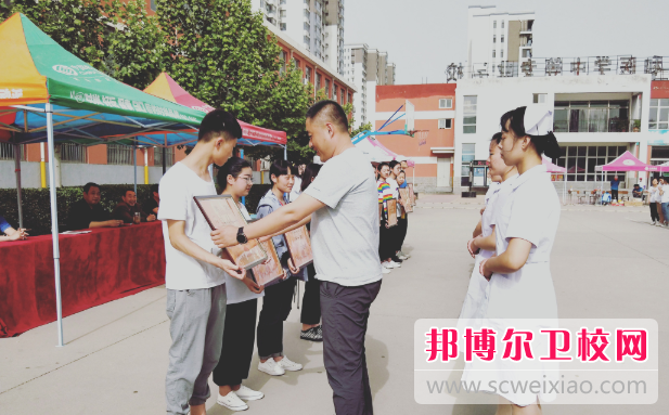 石家莊協(xié)和醫(yī)學中等專業(yè)學校2020年招生辦聯(lián)系電話