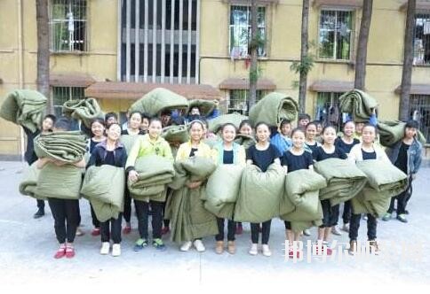 四川彝文幼兒師范學(xué)校2020年報名條件、招生對象